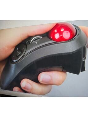 Bluetooth Wireless Handheld Trackball Pointer for for Presentations, Gaming / PC